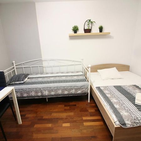 Apartamenty Varsovie Twarda City Buitenkant foto
