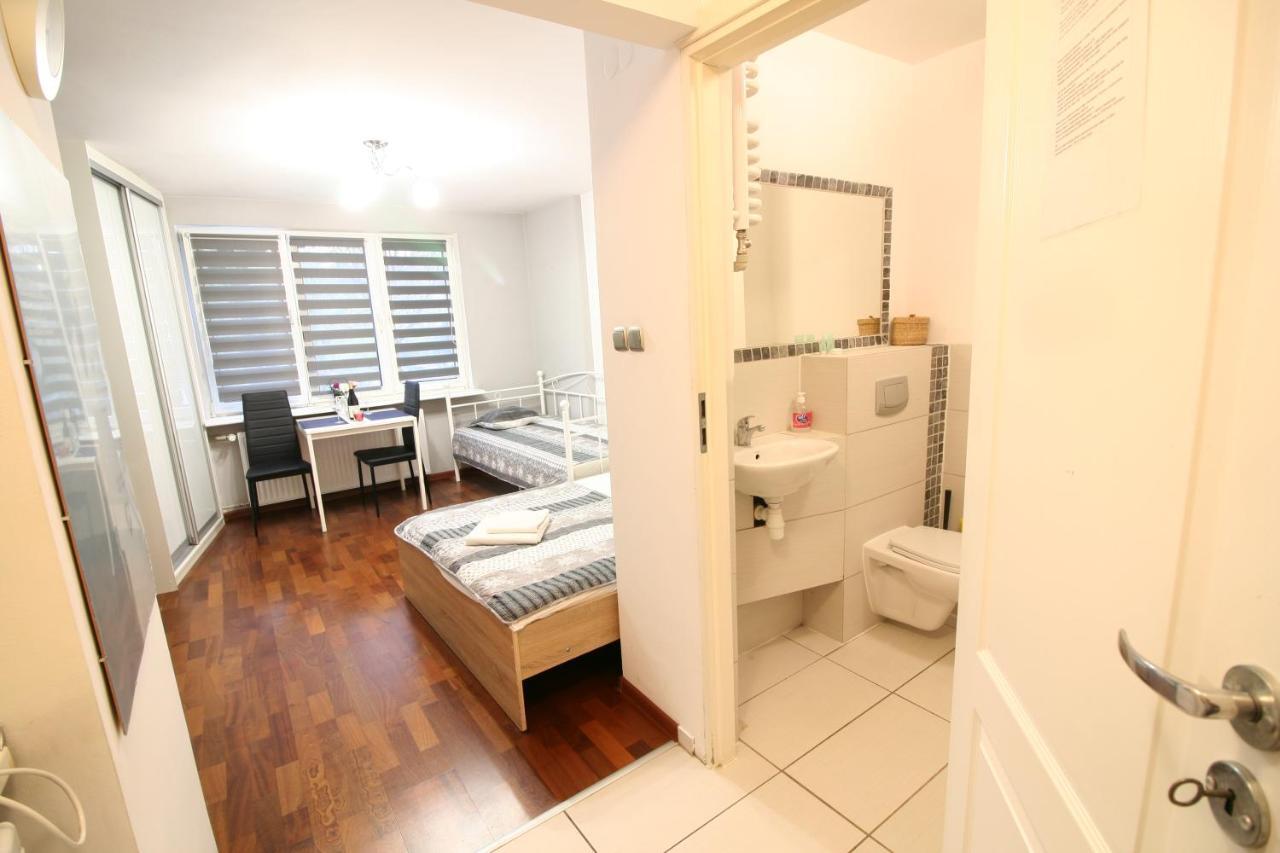 Apartamenty Varsovie Twarda City Buitenkant foto