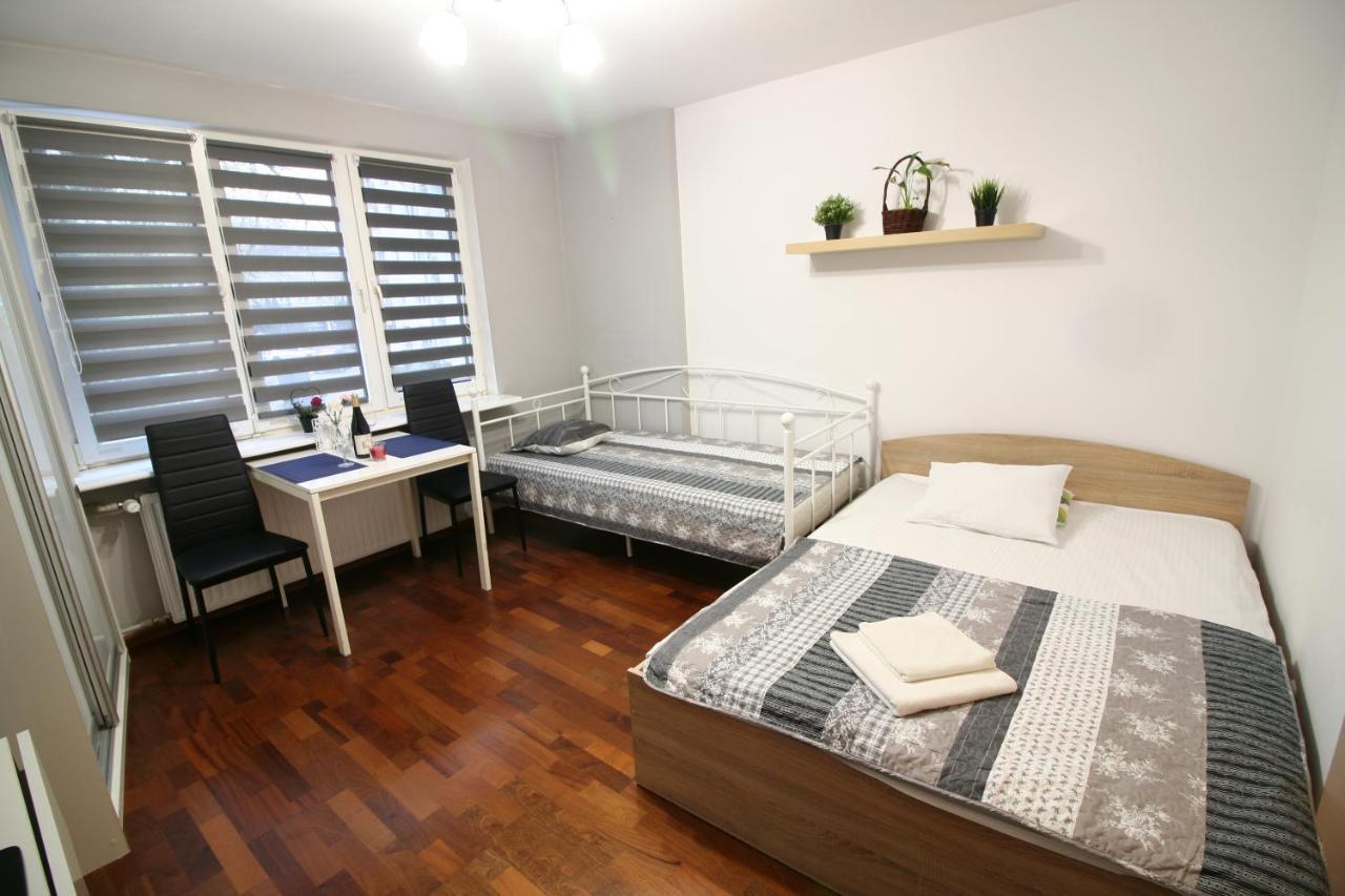 Apartamenty Varsovie Twarda City Buitenkant foto